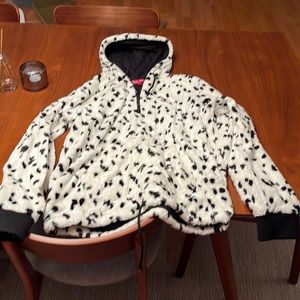 Supreme Dalmatian pullover
